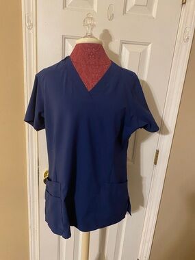 Wink Indy Royal Blue V-Neck Medical Scrub Top Size Medium
